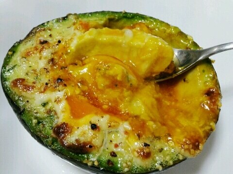 簡単 激ウマ アボカドのオーブン焼き レシピ 作り方 By ゆか180 楽天レシピ